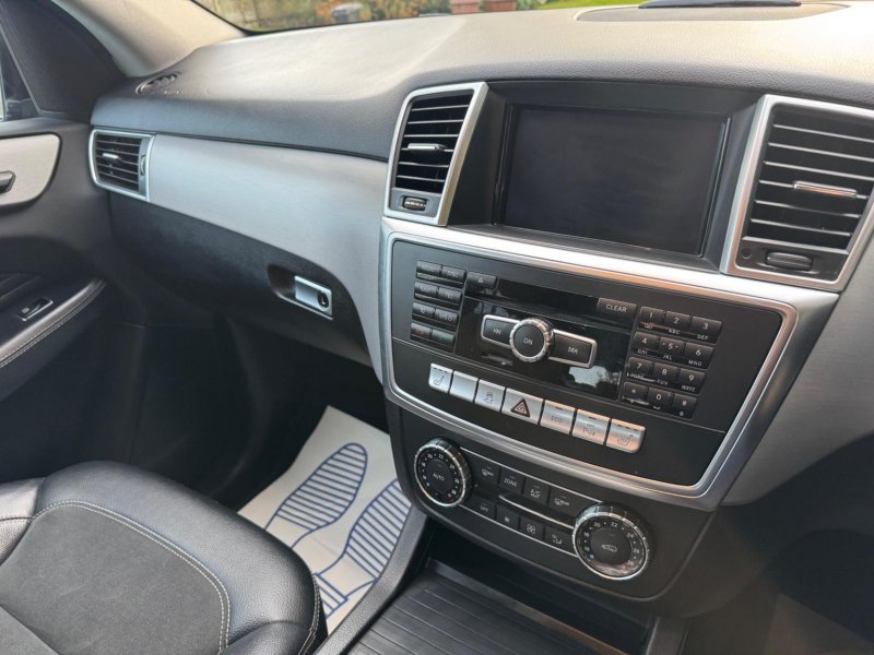 MERCEDES-BENZ M CLASS