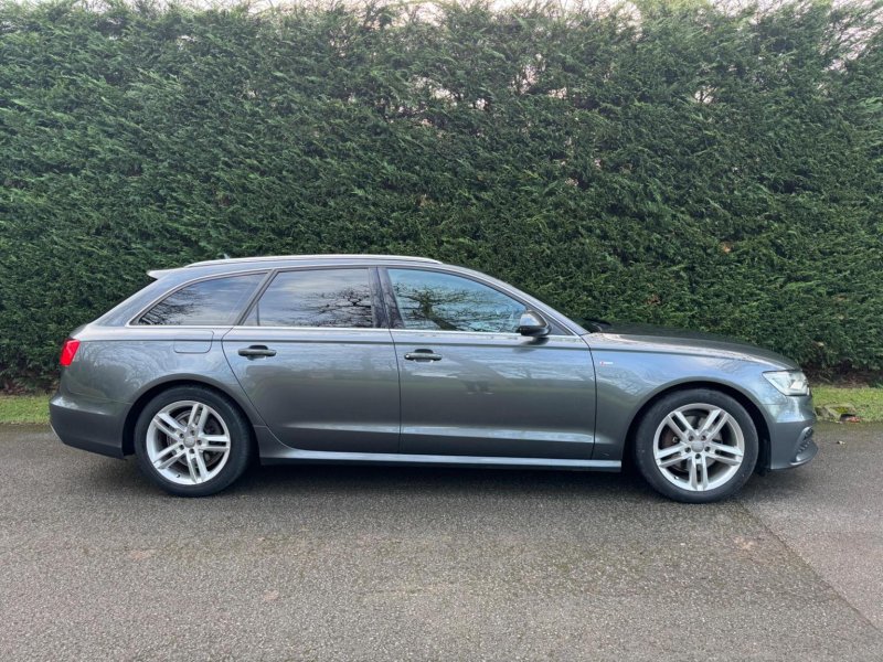 AUDI A6 AVANT