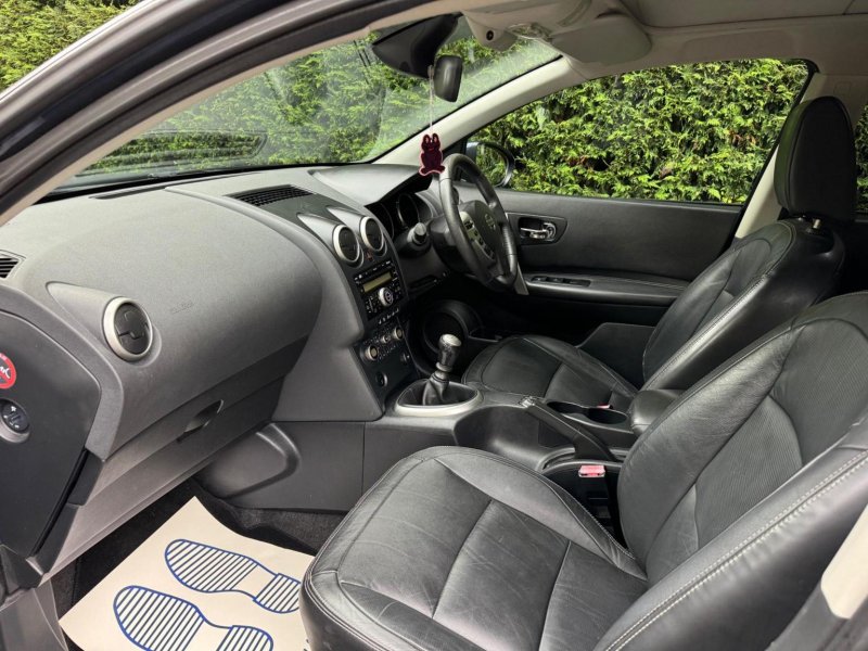 NISSAN QASHQAI+2