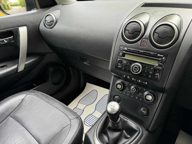 NISSAN QASHQAI+2