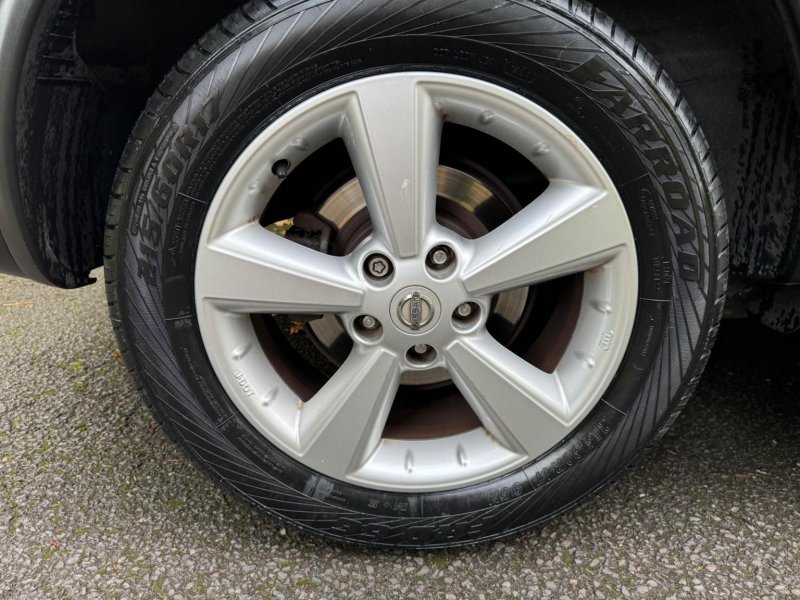 NISSAN QASHQAI+2