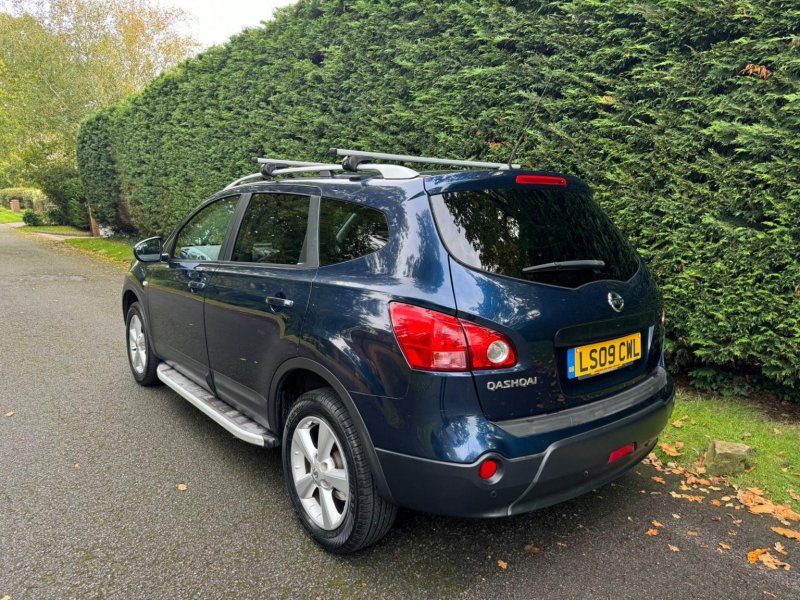 NISSAN QASHQAI+2