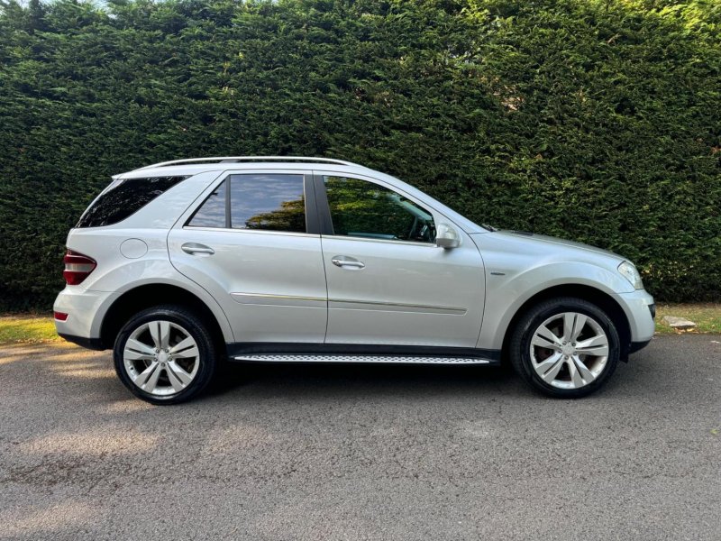 MERCEDES-BENZ M CLASS