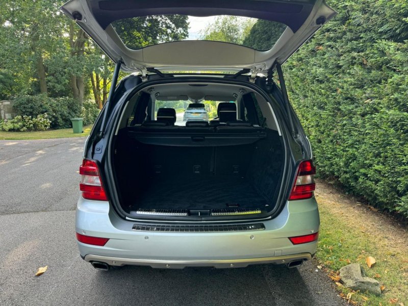 MERCEDES-BENZ M CLASS