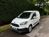 FORD TRANSIT COURIER