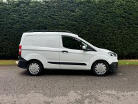 FORD TRANSIT COURIER
