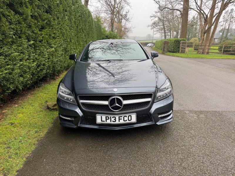 MERCEDES-BENZ CLS