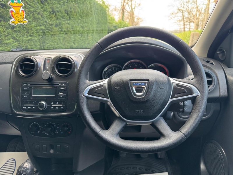 DACIA SANDERO