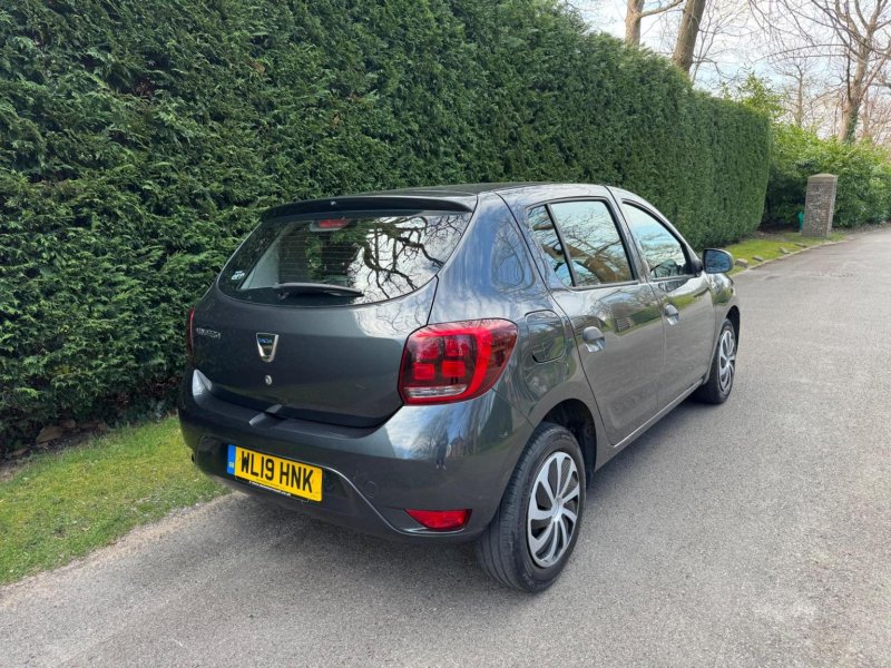 DACIA SANDERO