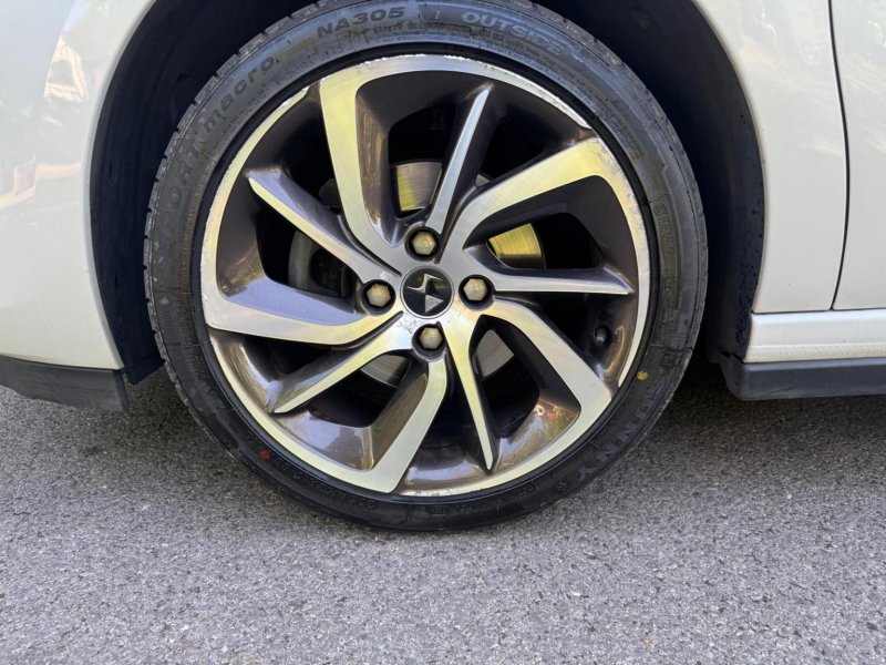 DS AUTOMOBILES DS 3