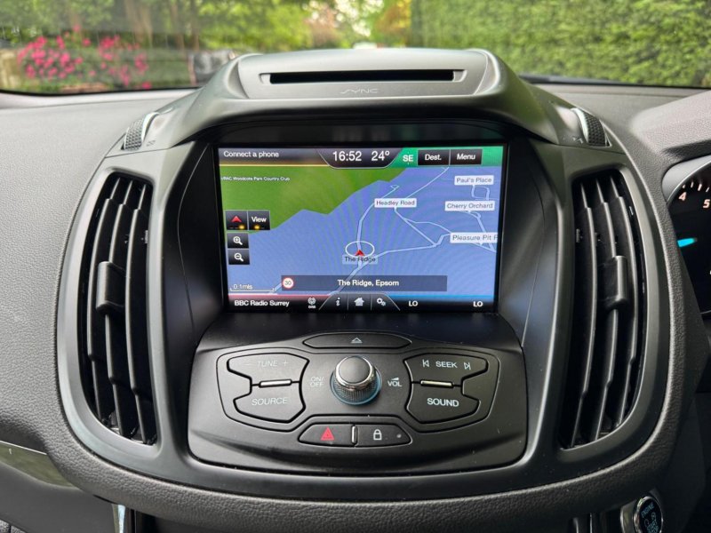 FORD KUGA