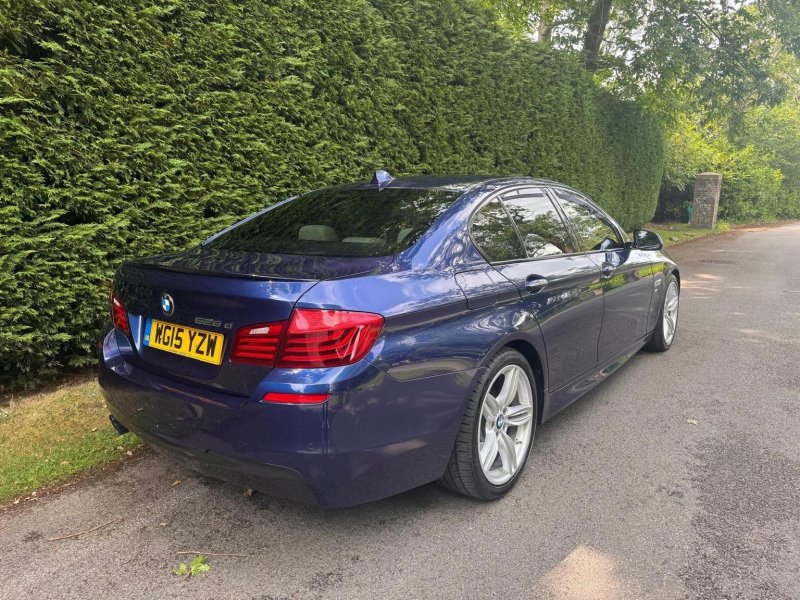 BMW 5 SERIES